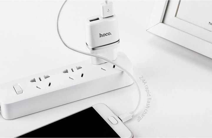 Мережевий зарядний пристрій HOCO C12 Smart dual USB charger 12W White (6957531047759) KOS-7486 фото